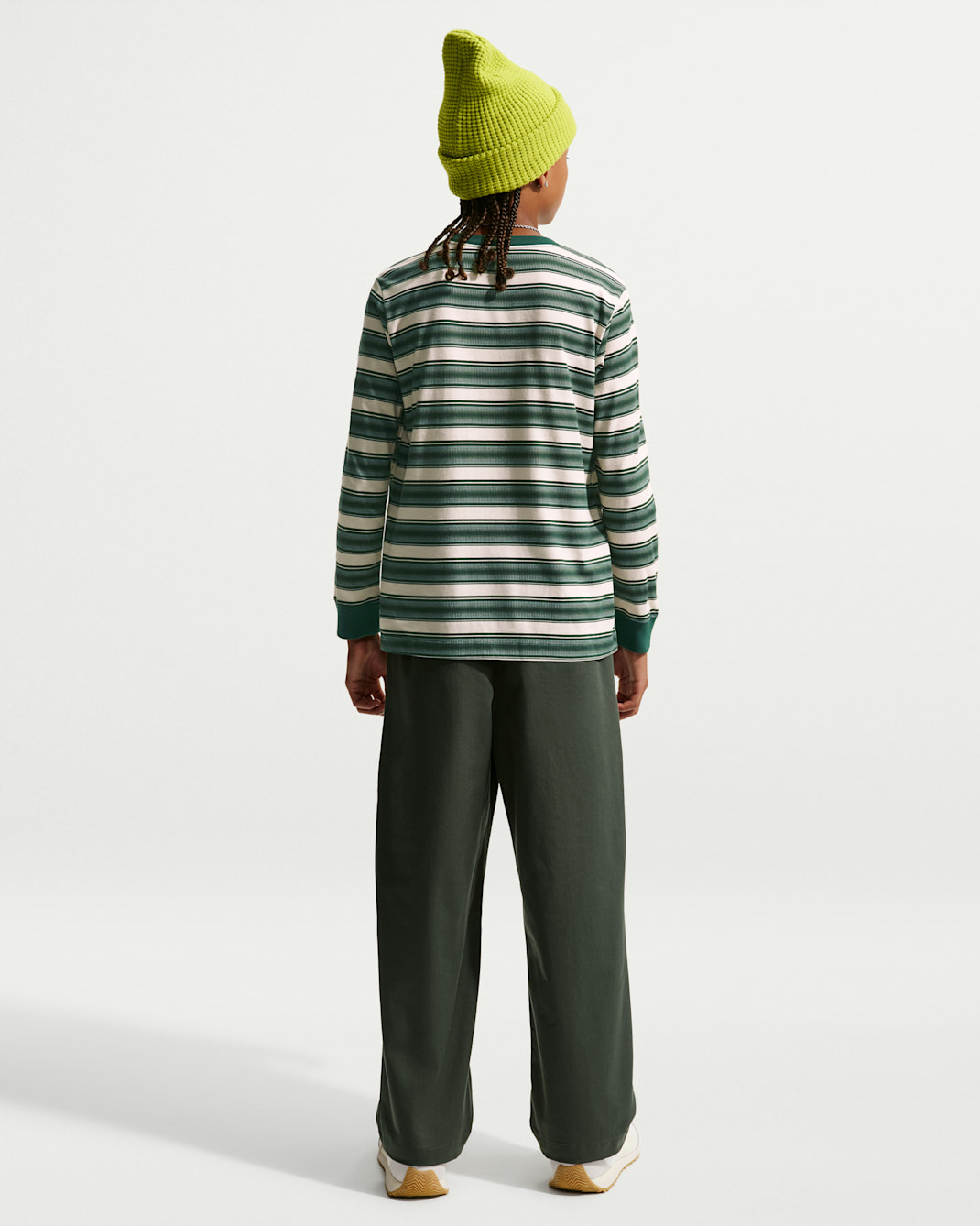 Nike Sportswear Big Kids' Long-Sleeve T-Shirt