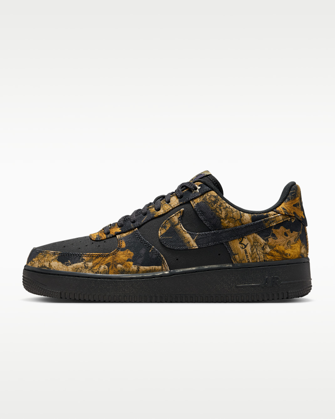 Air Force 1 '07 RealTree Men's Shoes - Off Noir/Multi-Color/Gum Yellow/Multi-Color