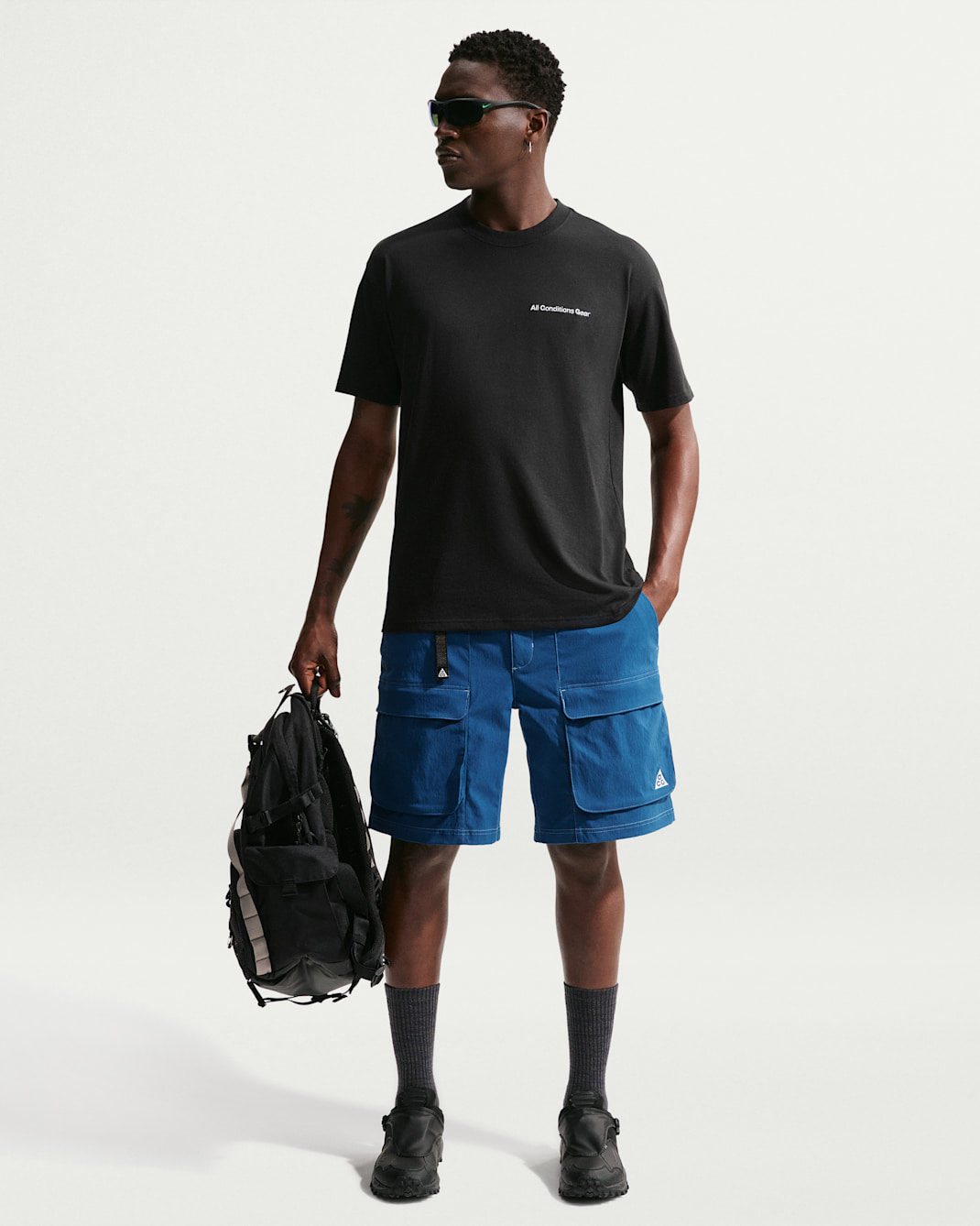 Nike ACG "Smith Summit" Men's Cargo Shorts - Court Blue/Work Blue/Black/Summit White