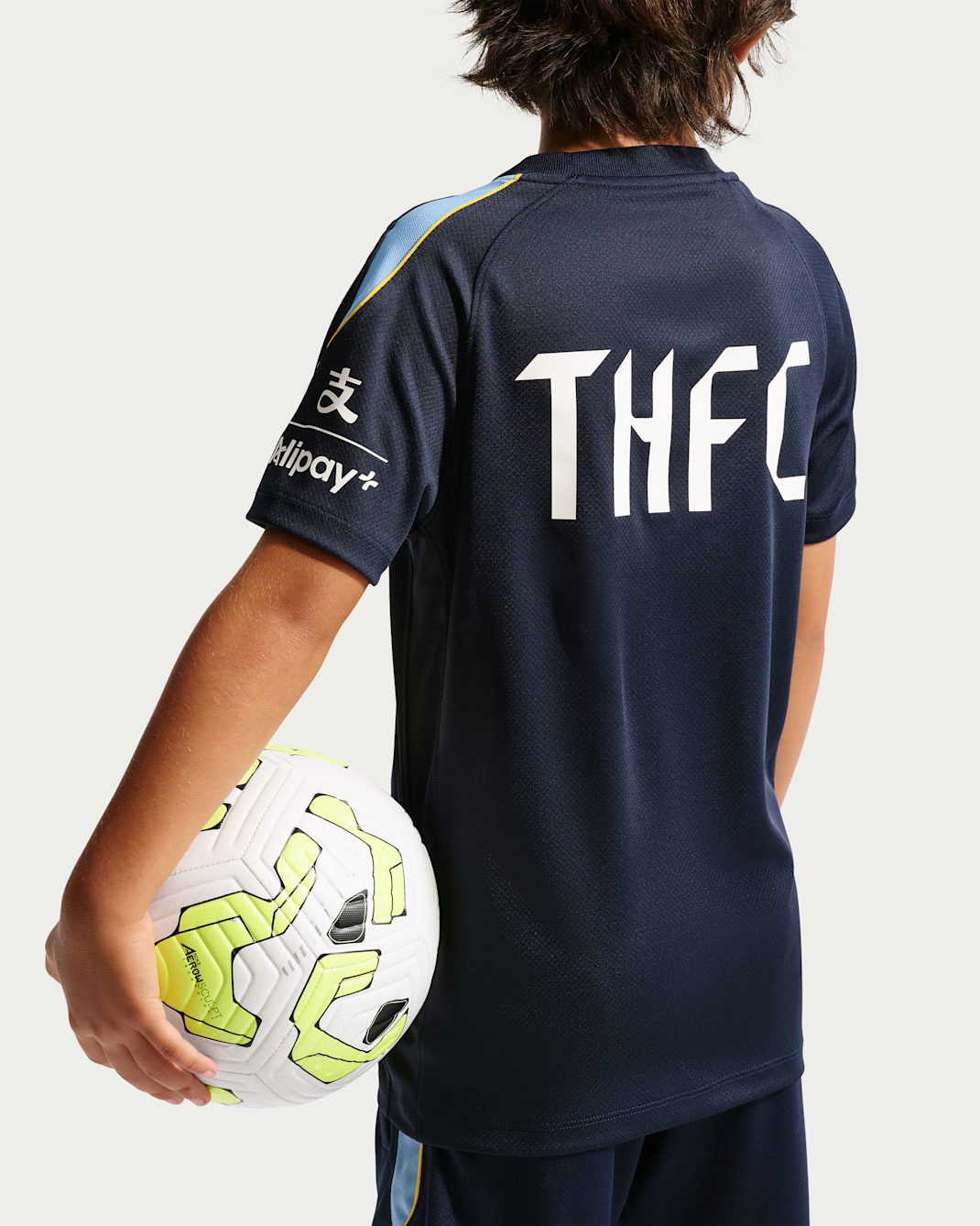 Tottenham Hotspur Strike Big Kids' Nike Soccer Dri-FIT Short-Sleeve Top