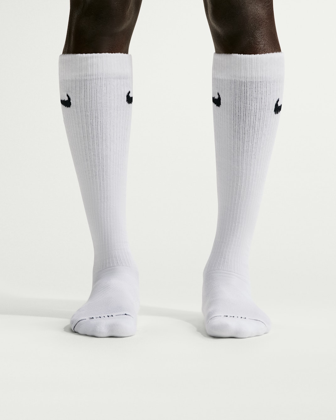 Nike Everyday Elevated Over-the-Calf Socks (2 Pairs)