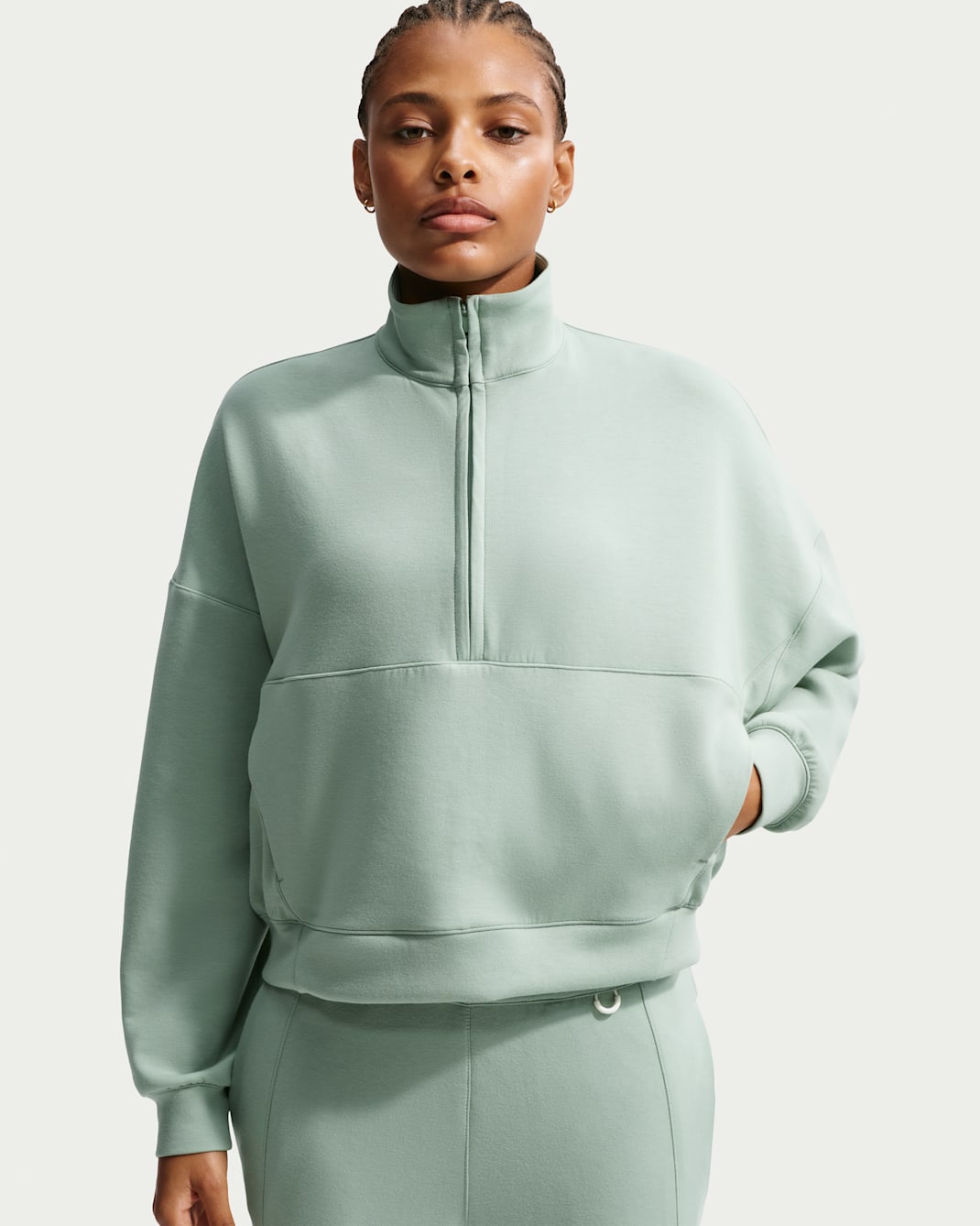 Nike 24.7 ImpossiblySoft Women's Dri-FIT Oversized 1/2-Zip Top - Steam/Mineral Slate