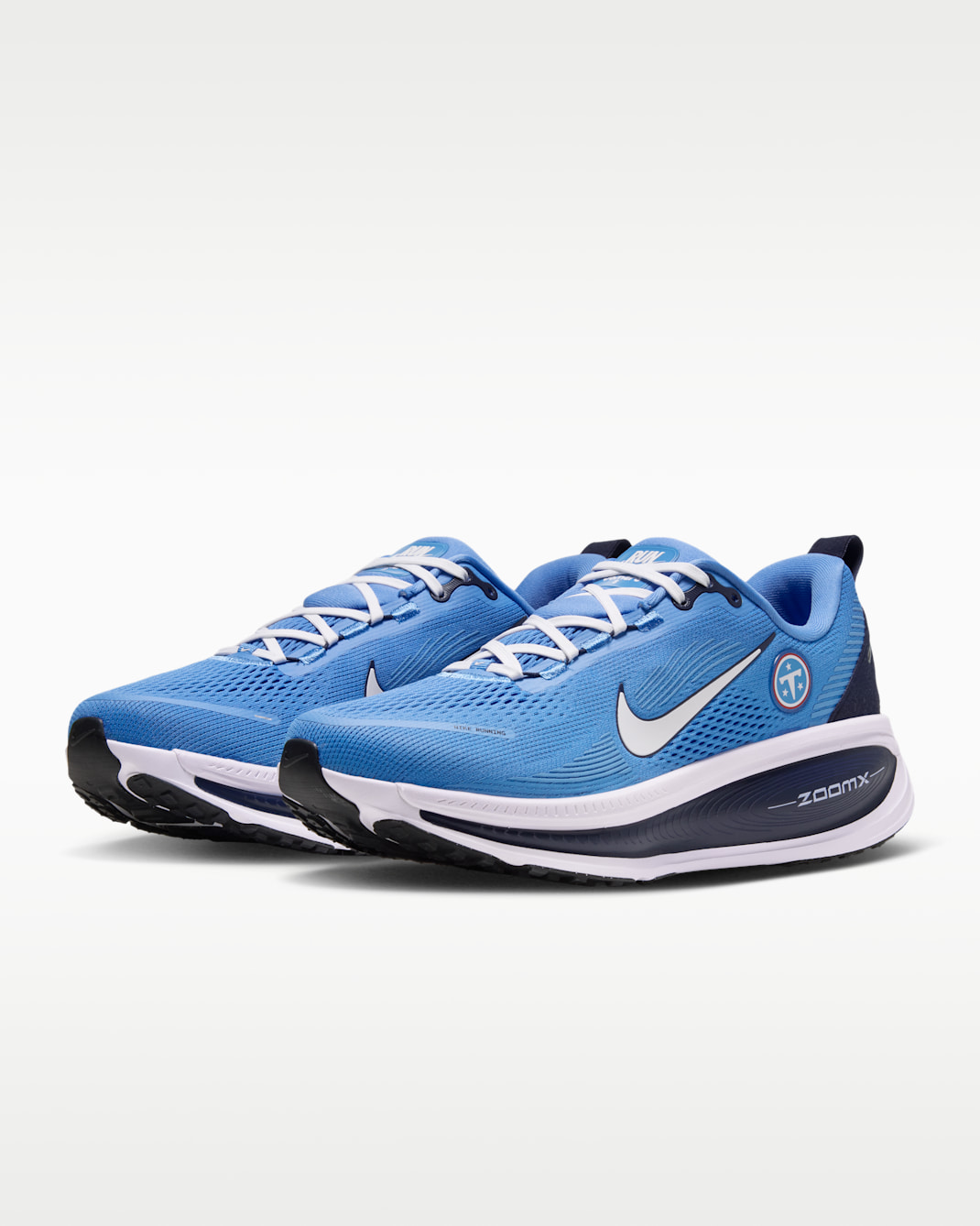 Nike Vomero 18 (Tennessee Titans) Men's NFL Road Running Shoes