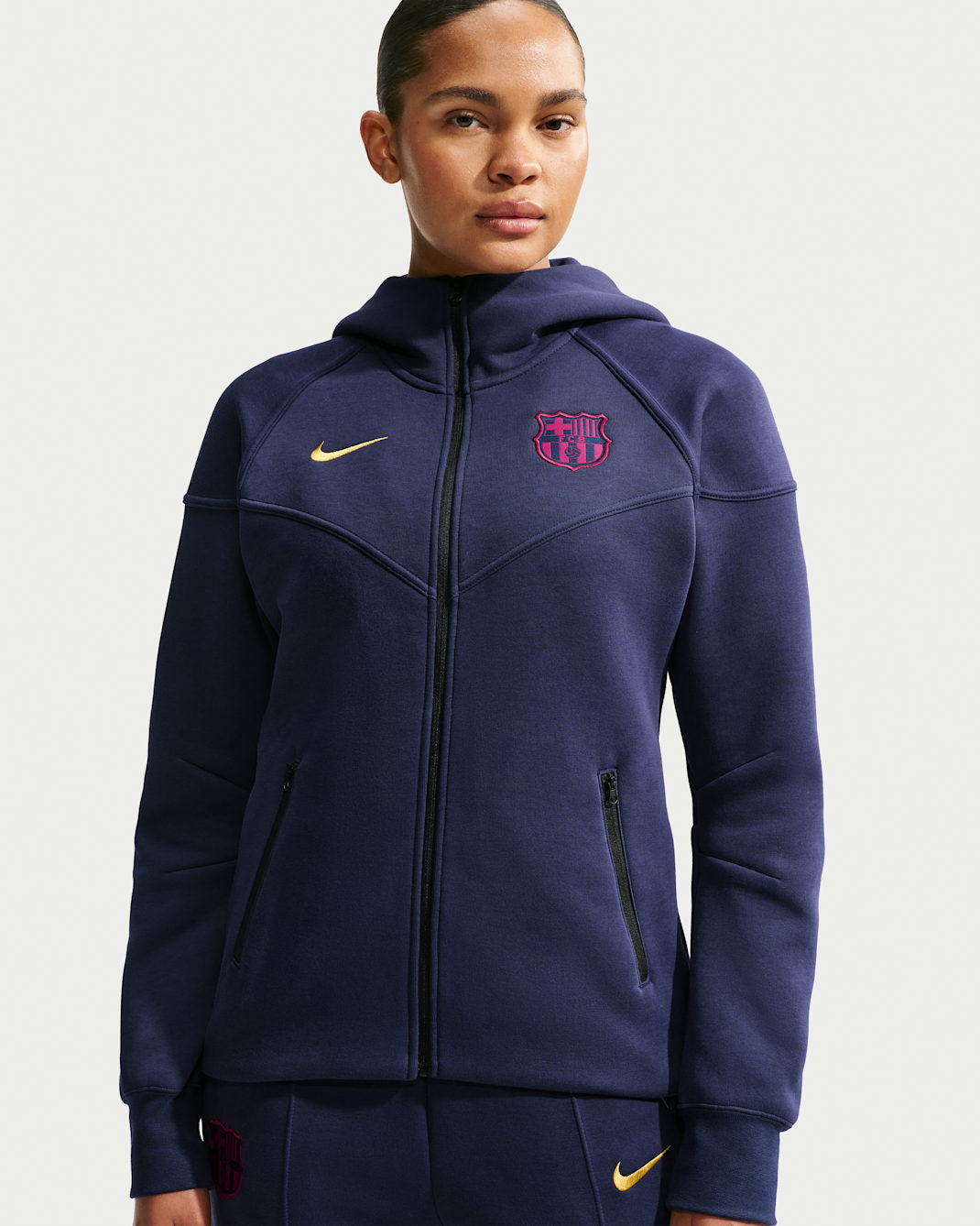 Felpa da calcio con cappuccio e zip a tutta lunghezza Nike FC Barcelona Tech Fleece Windrunner – Donna - Blackened Blue/Mineral Yellow