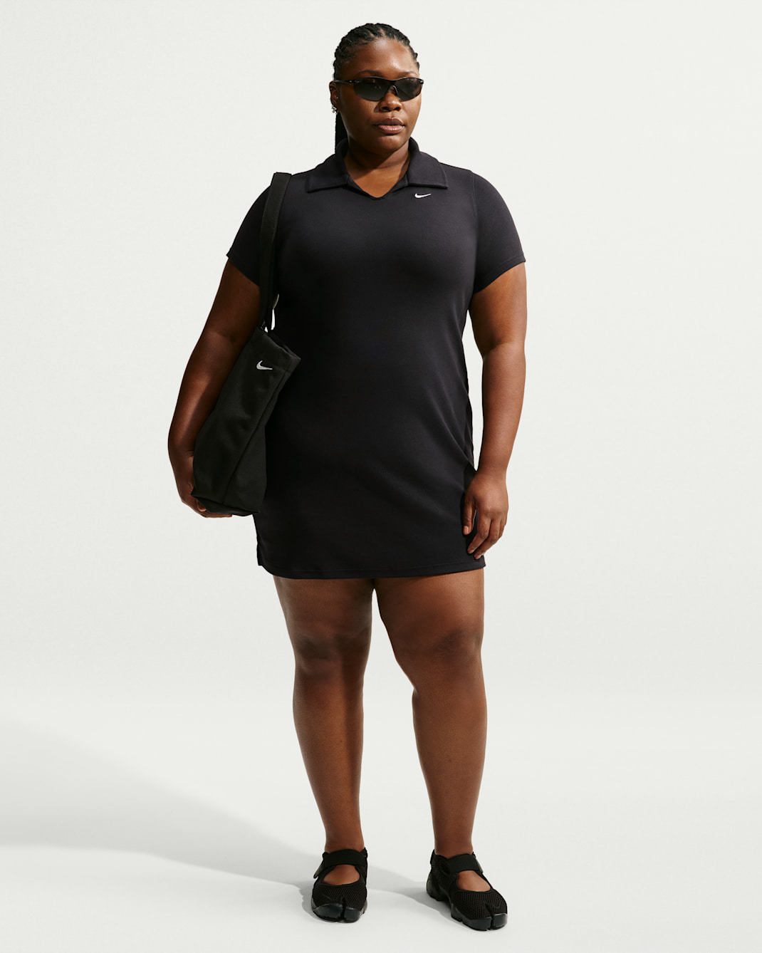 Vestido tipo polo slim para mujer (talla grande) Nike Sportswear Chill Knit - Negro/Blanco