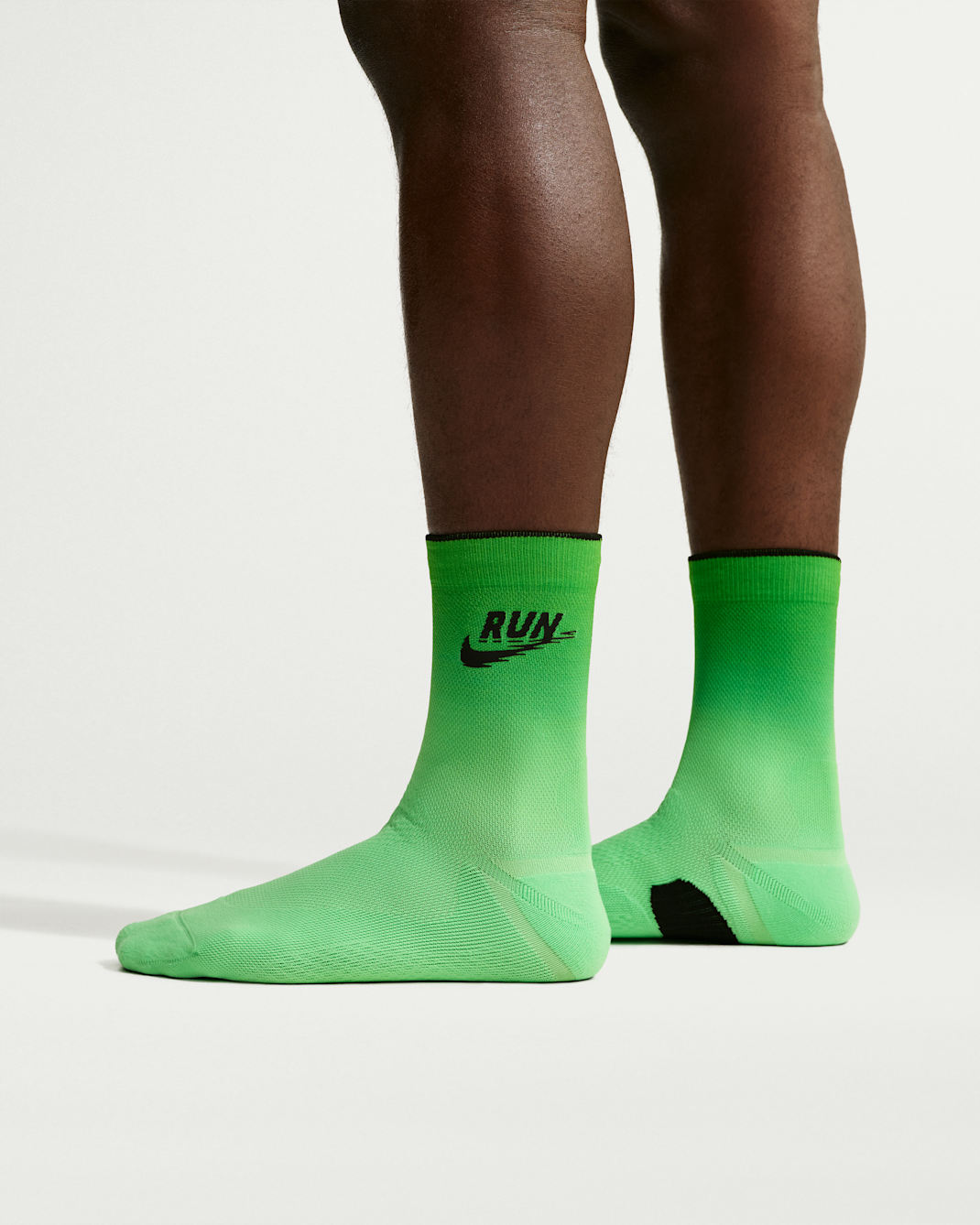 Nike Run Midweight Running Crew Socks (1 Pair) - Illusion Green/Black