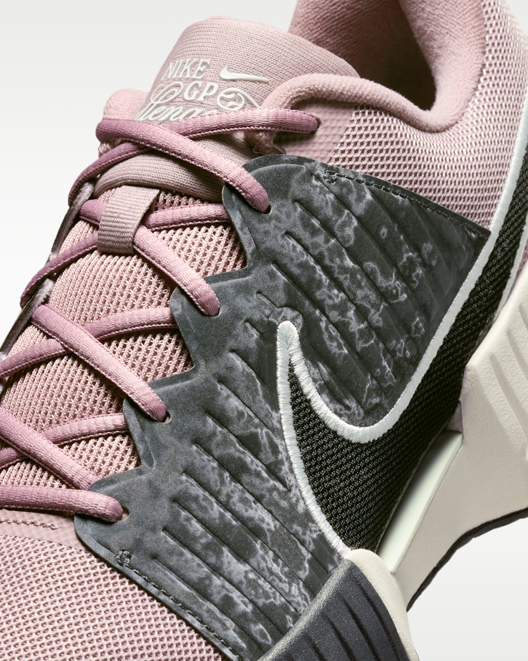 Nike GP Challenge Pro PRM Men's Hard Court Tennis Shoes