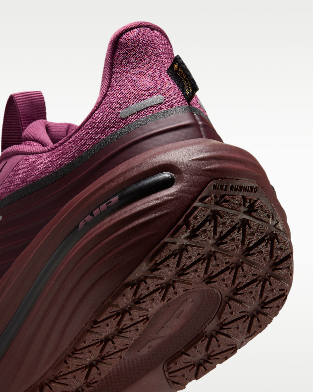 Nike Winflo 12 GORE-TEX Women's Waterproof Road Running Shoes