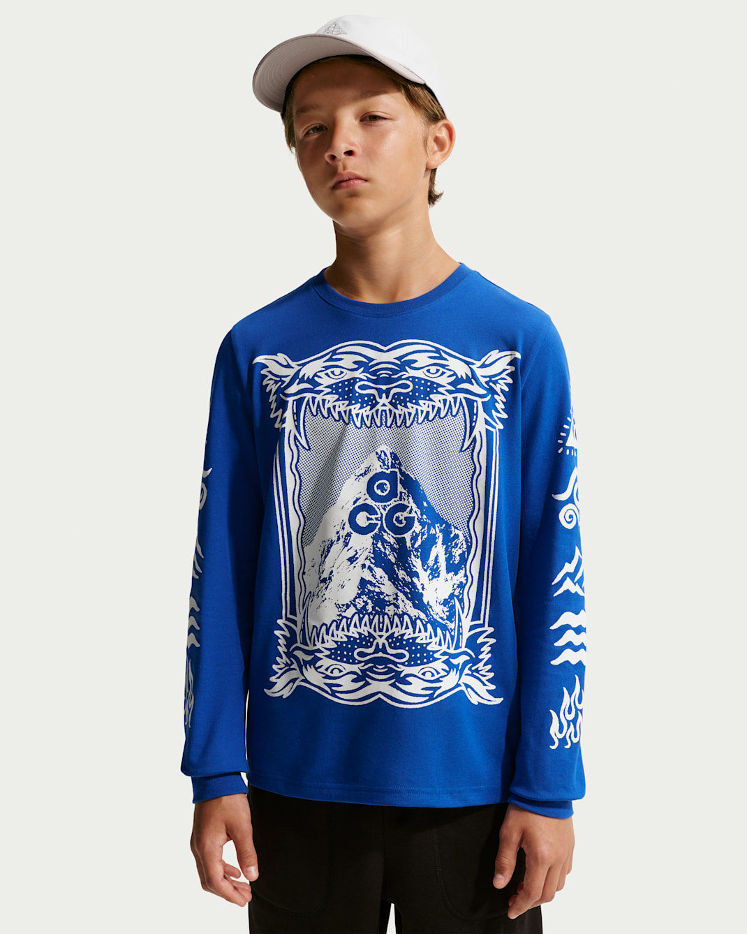 ACG Big Kids' Dri-FIT Tiger Mountain Long- Sleeve Tee - Hyper Royal