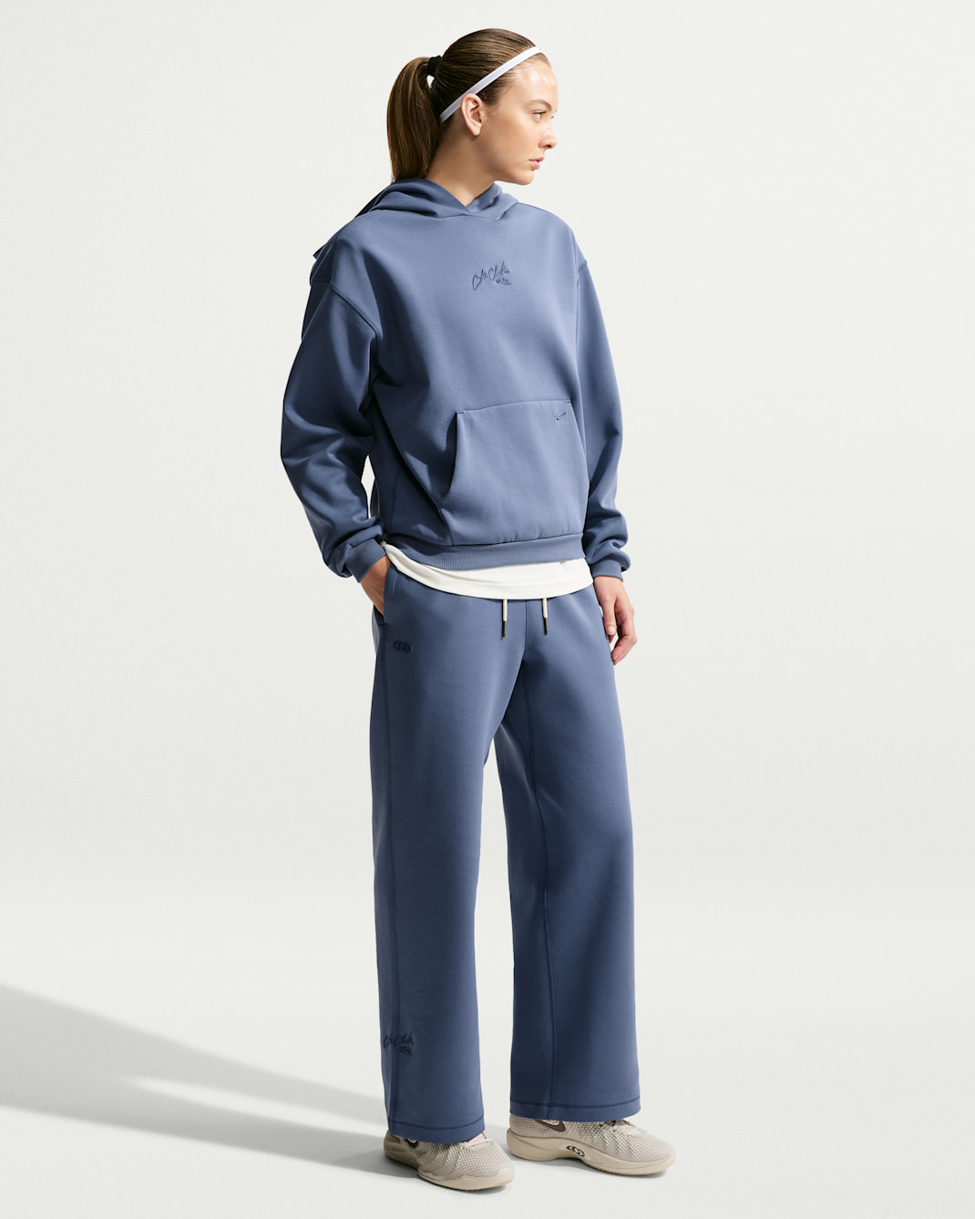 Caitlin Standard Issue Women’s Dri-FIT Open-Hem Basketball Pants - Diffused Blue/Diffused Blue