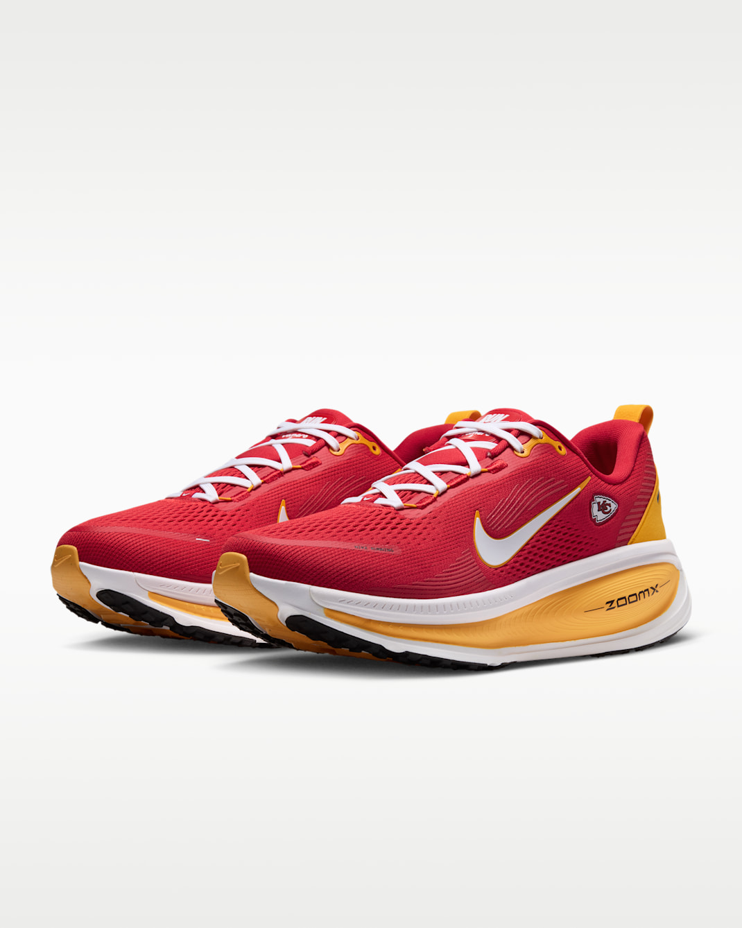Nike Vomero 18 (Kansas City Chiefs) Men's NFL Road Running Shoes