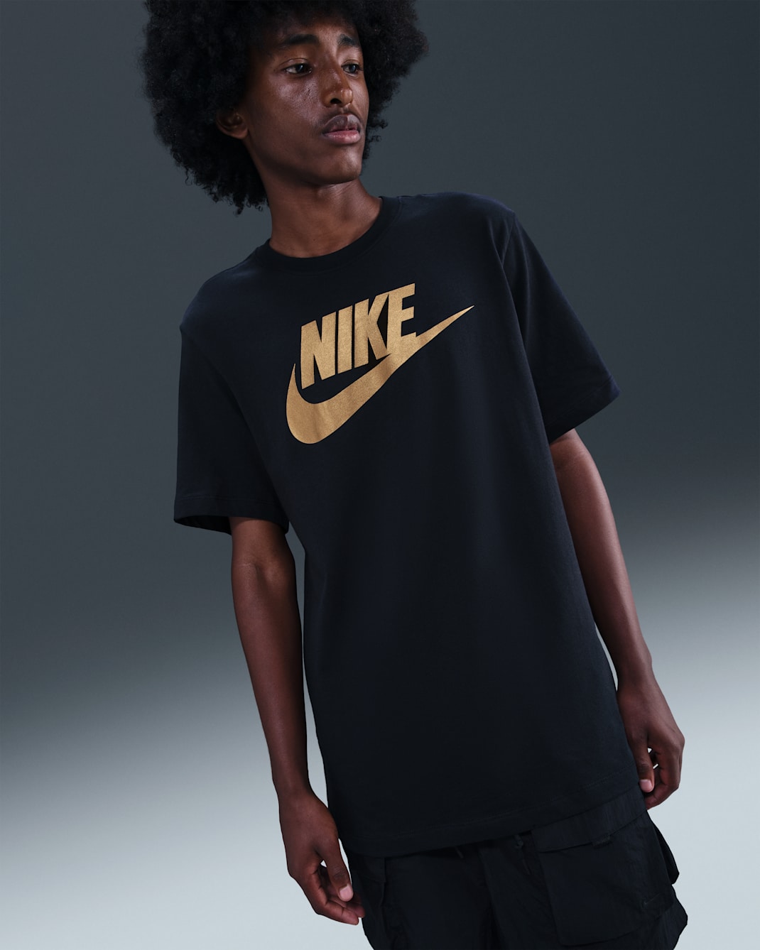 Nike Sportswear Men's T-Shirt - Black/Metallic Gold