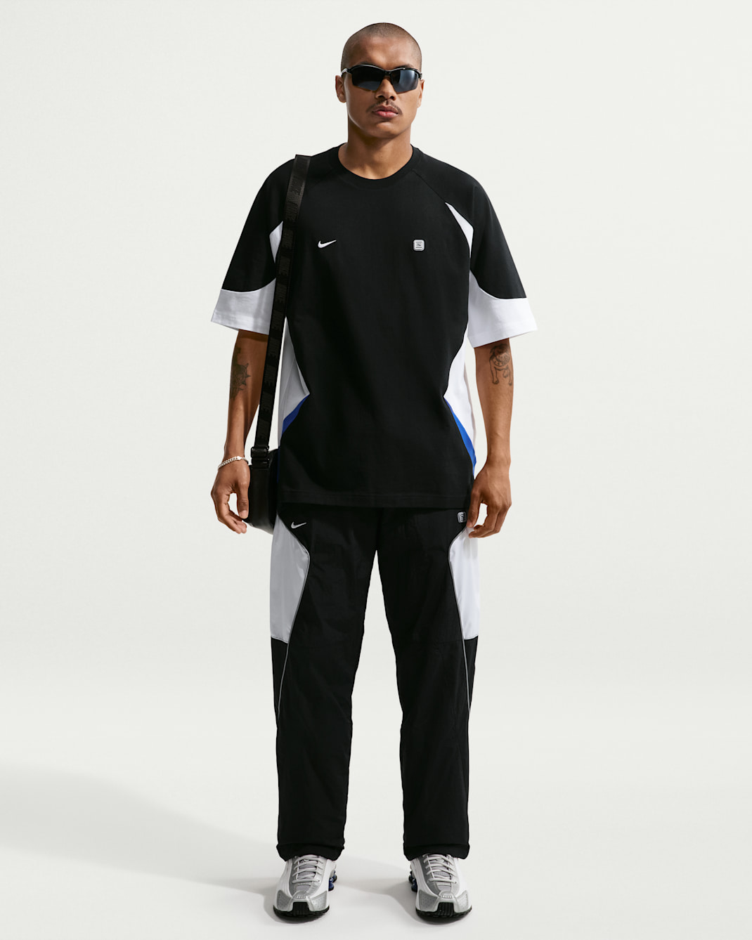 Nike Sportswear Men's Woven Trousers - Black/White
