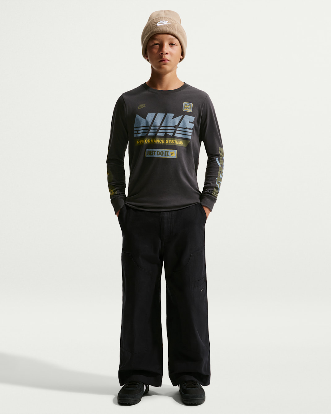 Nike Sportswear Big Kids' Long-Sleeve T-Shirt