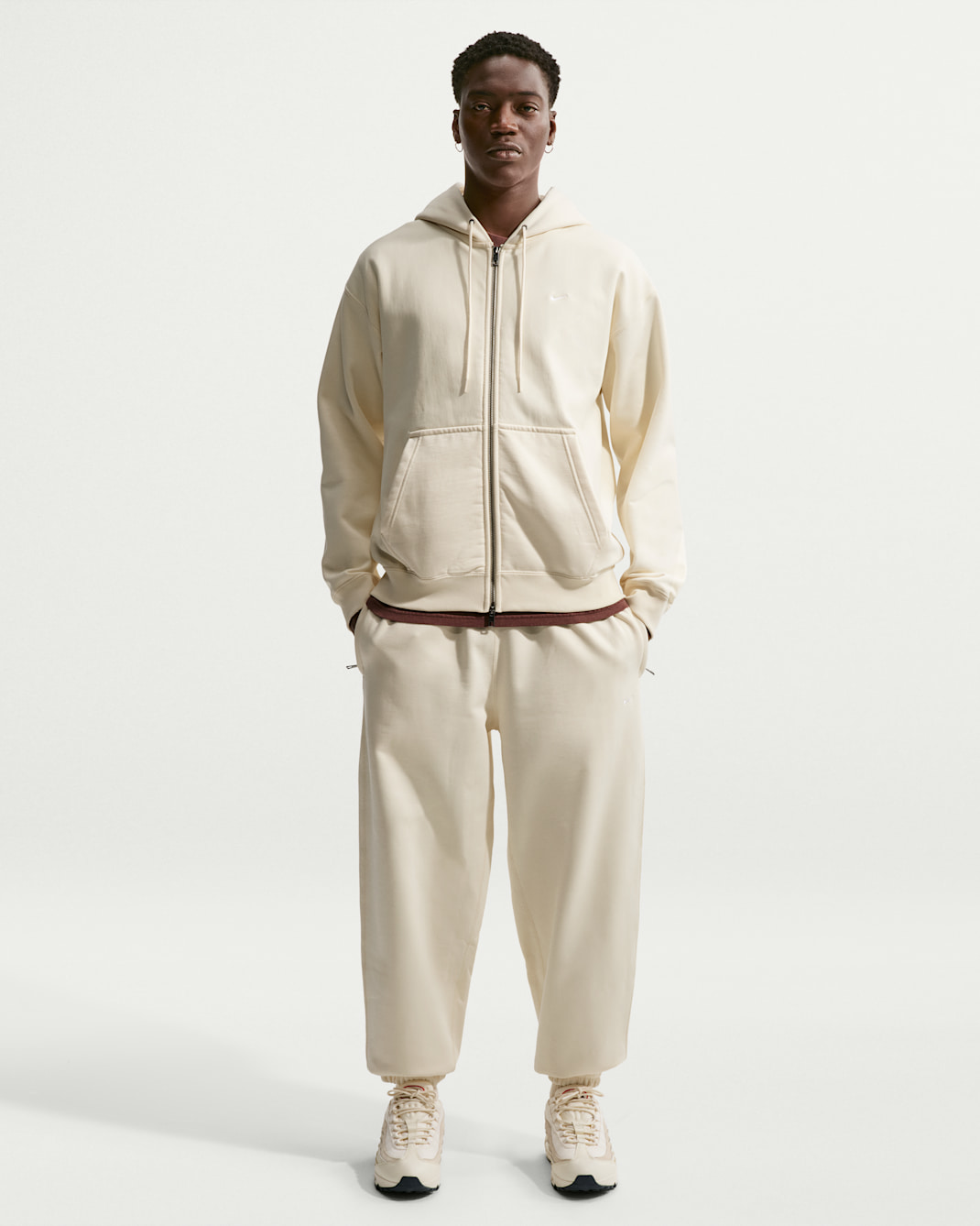 Nike Solo Swoosh Men's Cuffed Fleece Trousers - Coconut Milk/White