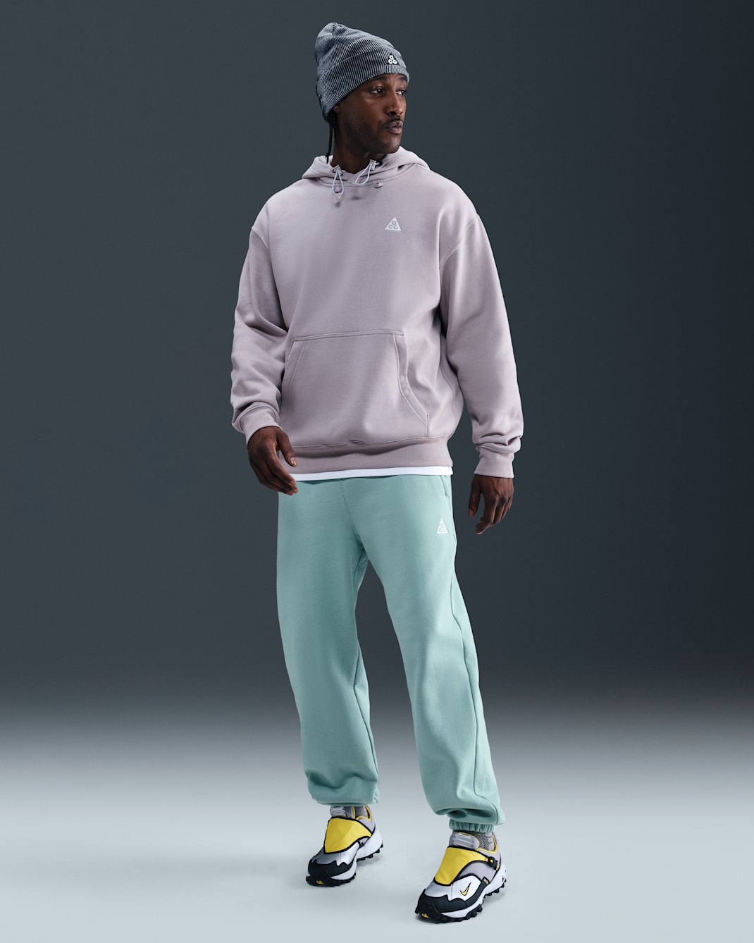 Pantalón Nike ACG "Tuff Fleece" - Cañón/Blanco cumbre