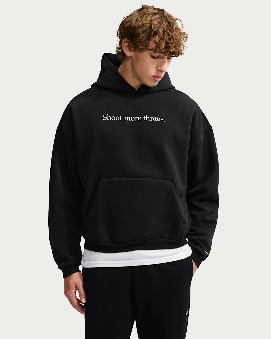 Caitlin Clark Standard Issue Men's Therma-FIT Brushed Basketball Pullover Hoodie - Black/Pale Ivory/Sail