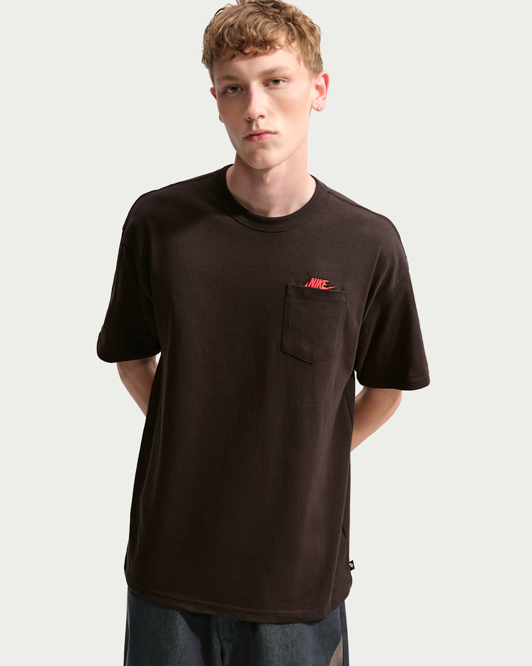 Nike Sportswear Premium Essentials Men's T-Shirt - Velvet Brown