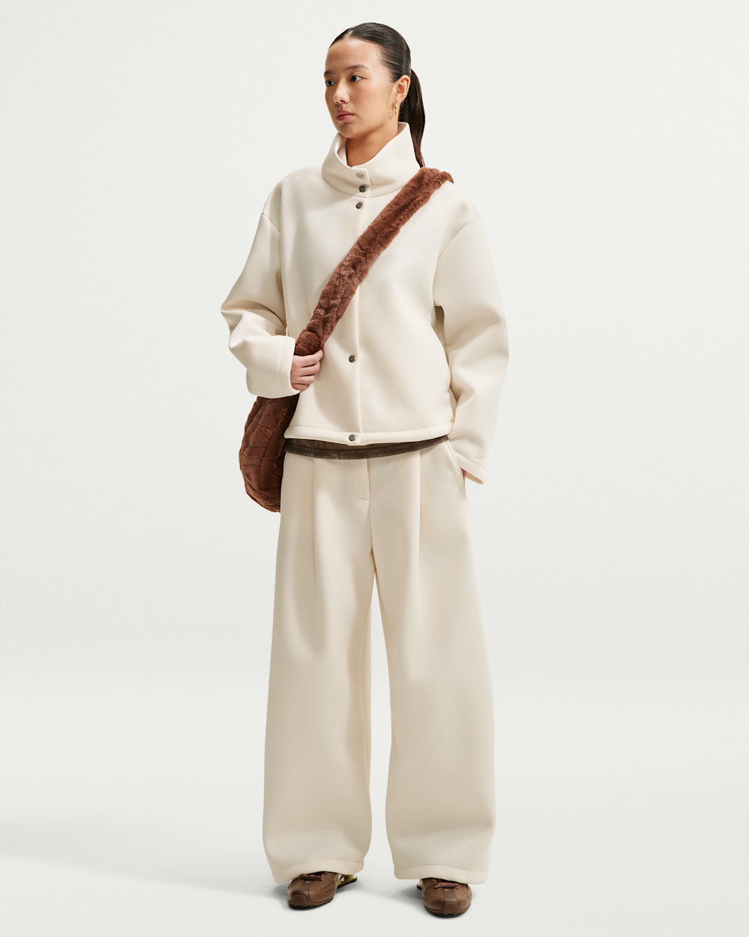 Nike Article Fleece Women's Oversized Mid-Rise Wide-Leg Pants - Chalk/Chalk