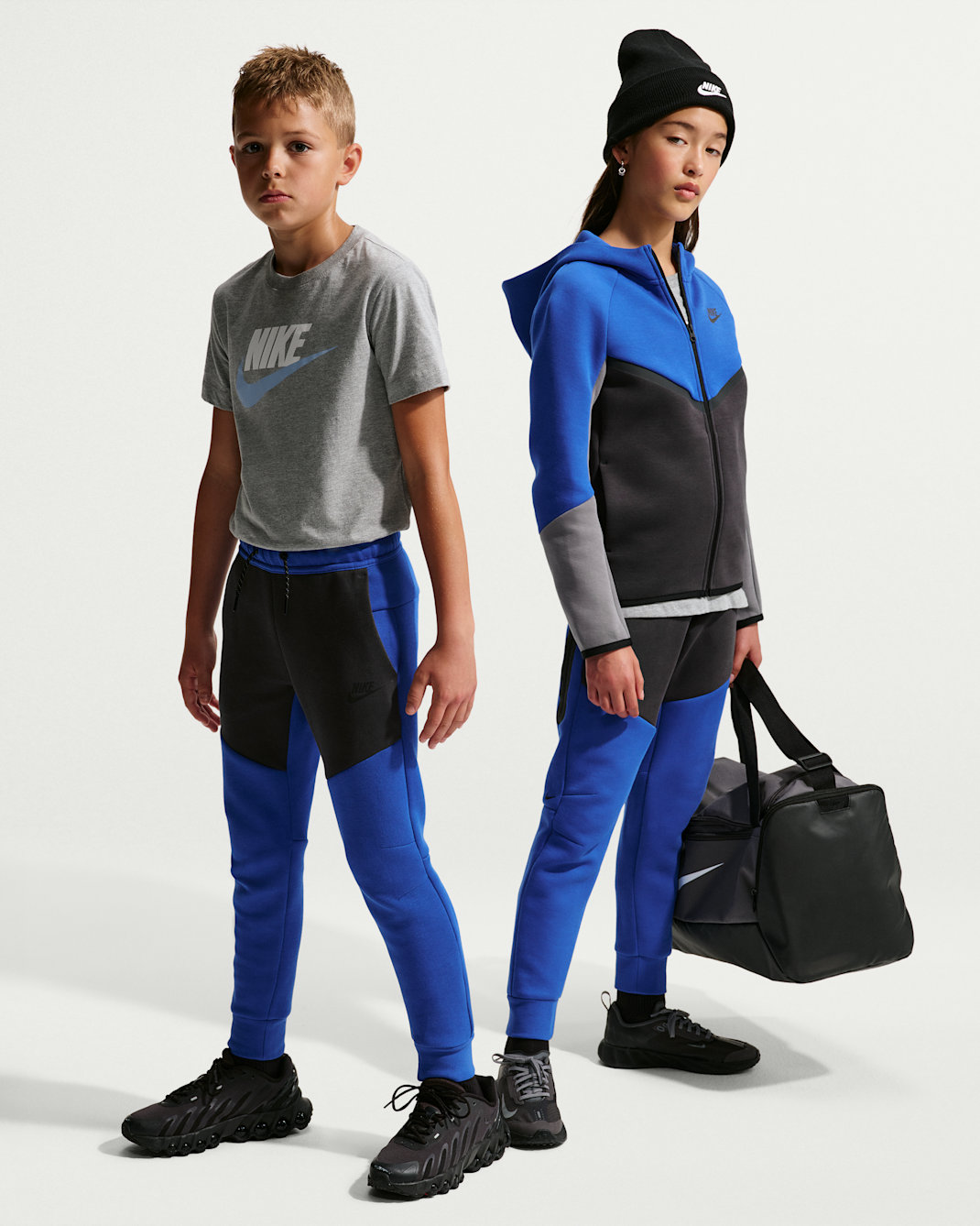 Nike Sportswear Tech Fleece Older Kids' Joggers - Game Royal/Anthracite/Black/Black