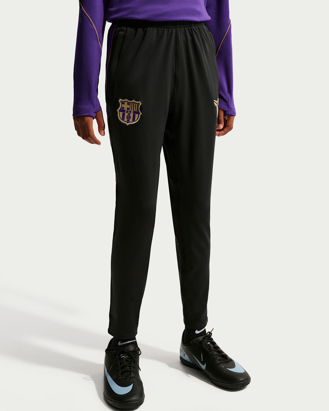 FC Barcelona Strike Away Big Kids' Kobe Dri-FIT Soccer Knit Pants