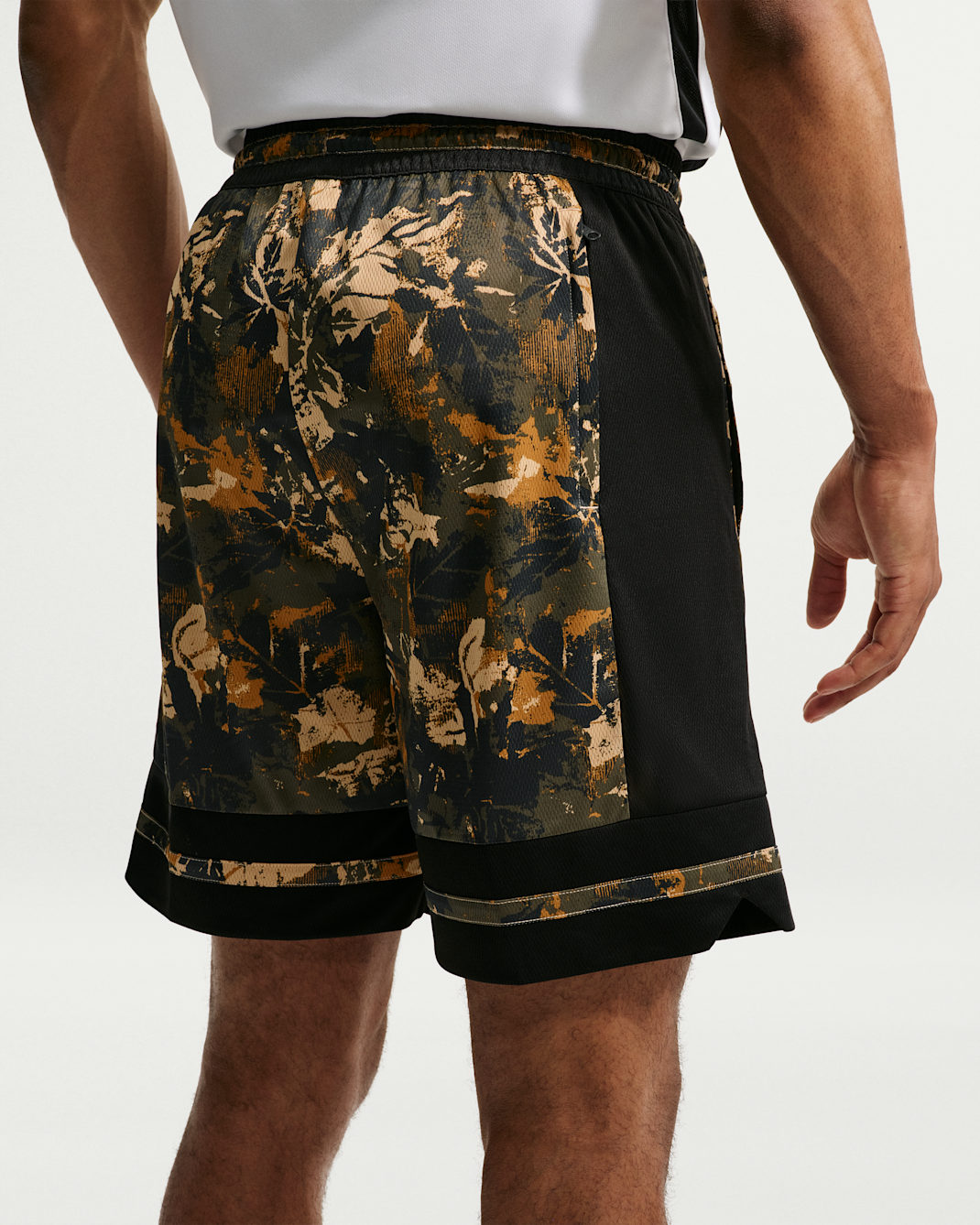 Nike Classic Men's Dri-FIT 8" Basketball Shorts