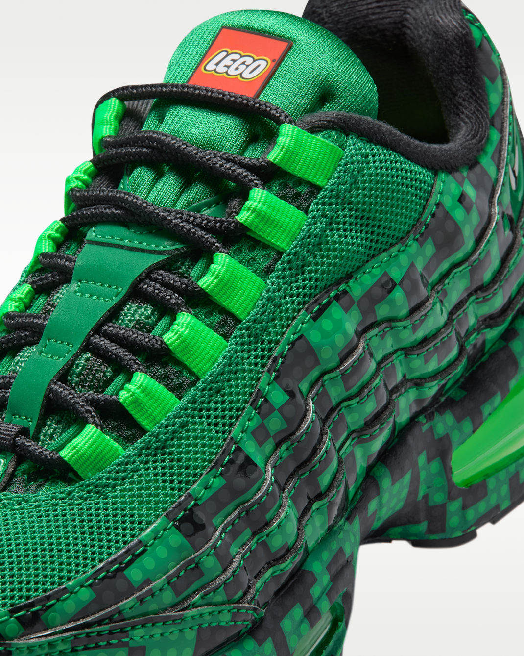 Nike Air Max 95 x LEGO® Collection Big Kids' Shoes