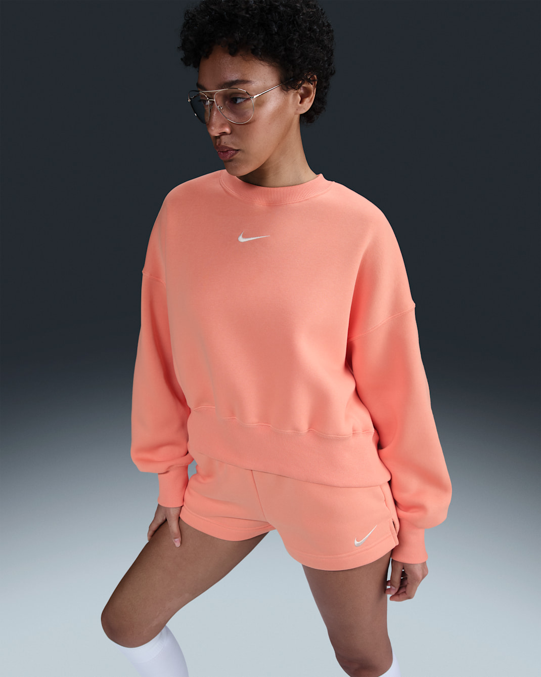 Sudadera sin cierre de cuello redondo extra oversized para mujer Nike Sportswear Phoenix Fleece - Ágata melocotón/Vela
