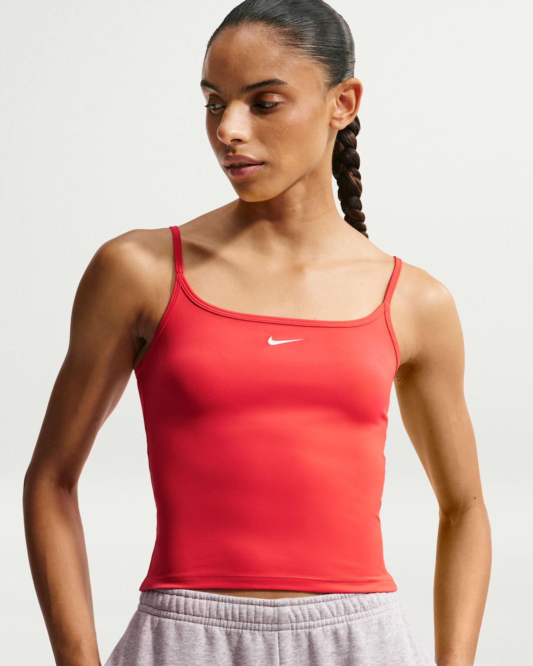 Camiseta de tirantes Dri-FIT para mujer Nike One Fitted - Carmesí claro/Blanco