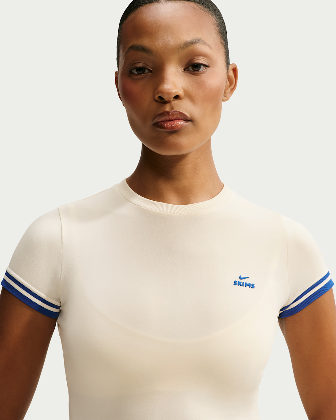 NikeSKIMS Stretch Knit Women's Cropped Crew-Neck Top
