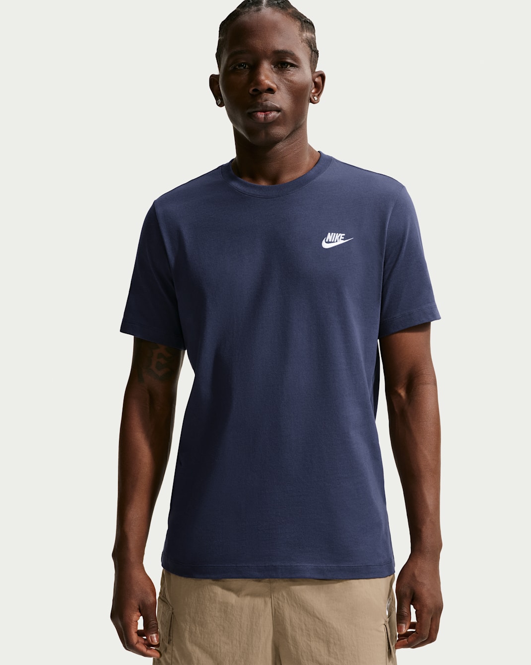 Nike Sportswear Club Men's T-Shirt - Midnight Navy/White