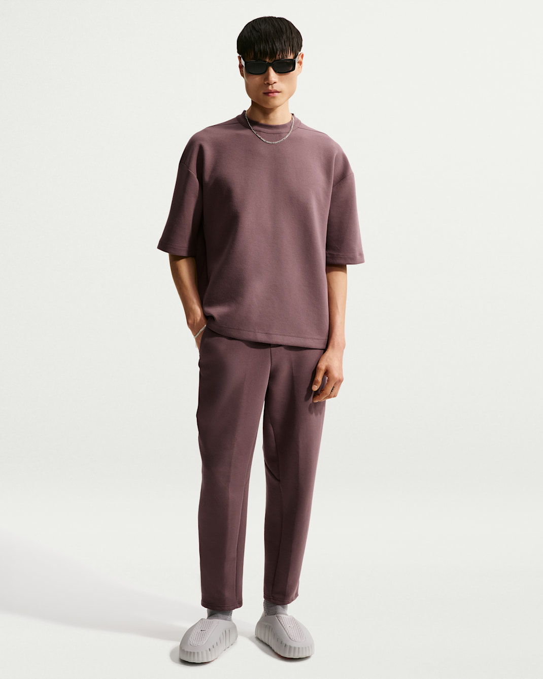 Nike 24.7 ImpossiblySoft Men's Dri-FIT Pants - Tattoo/Black/Burgundy Crush