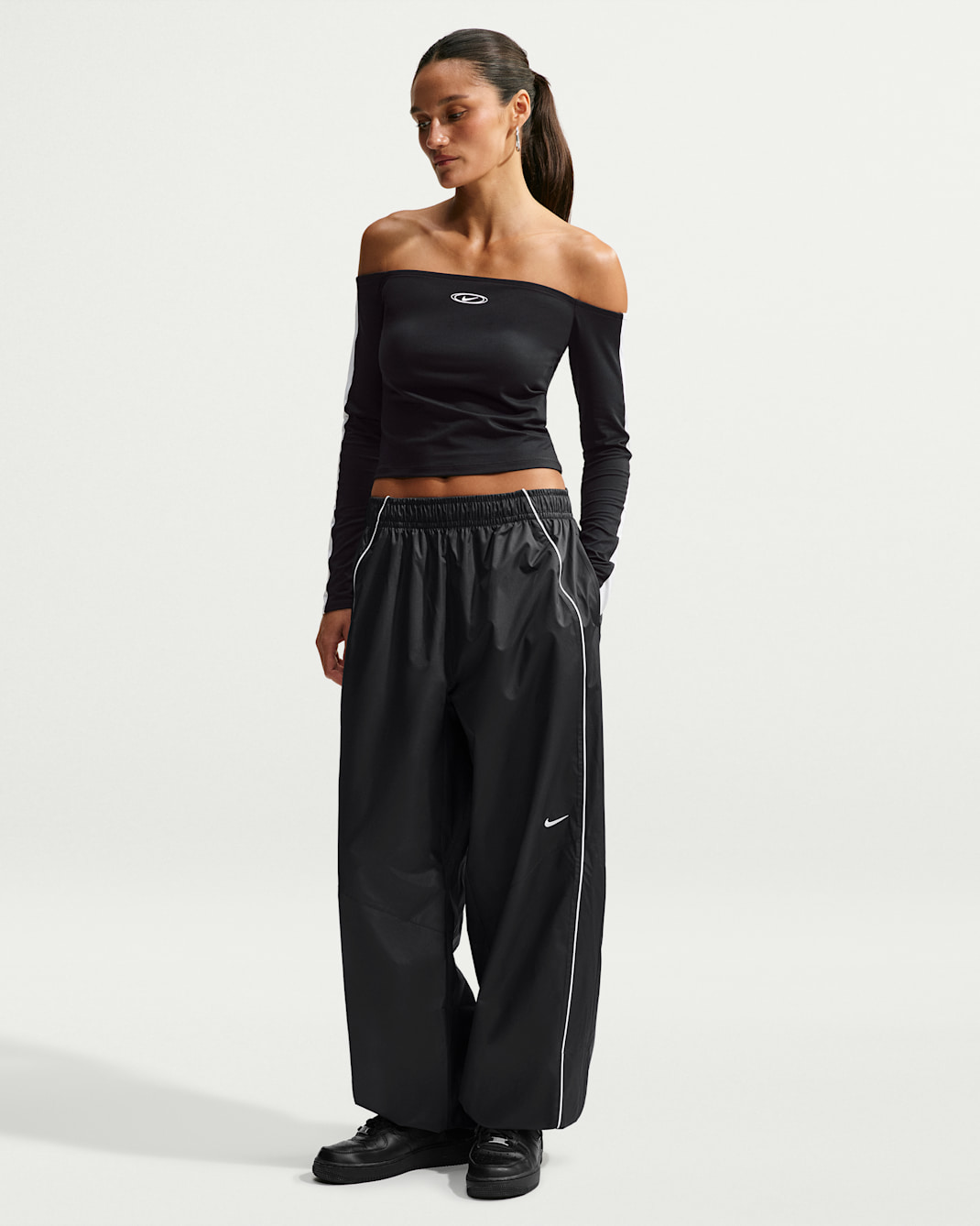 Nike Sportswear Women's Loose High-Rise Track Pants - Black/White/White
