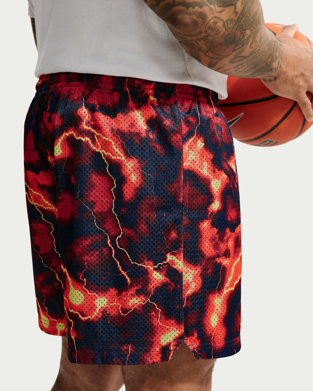 Nike Standard Issue Men's Dri-FIT 5" Mesh Basketball Shorts
