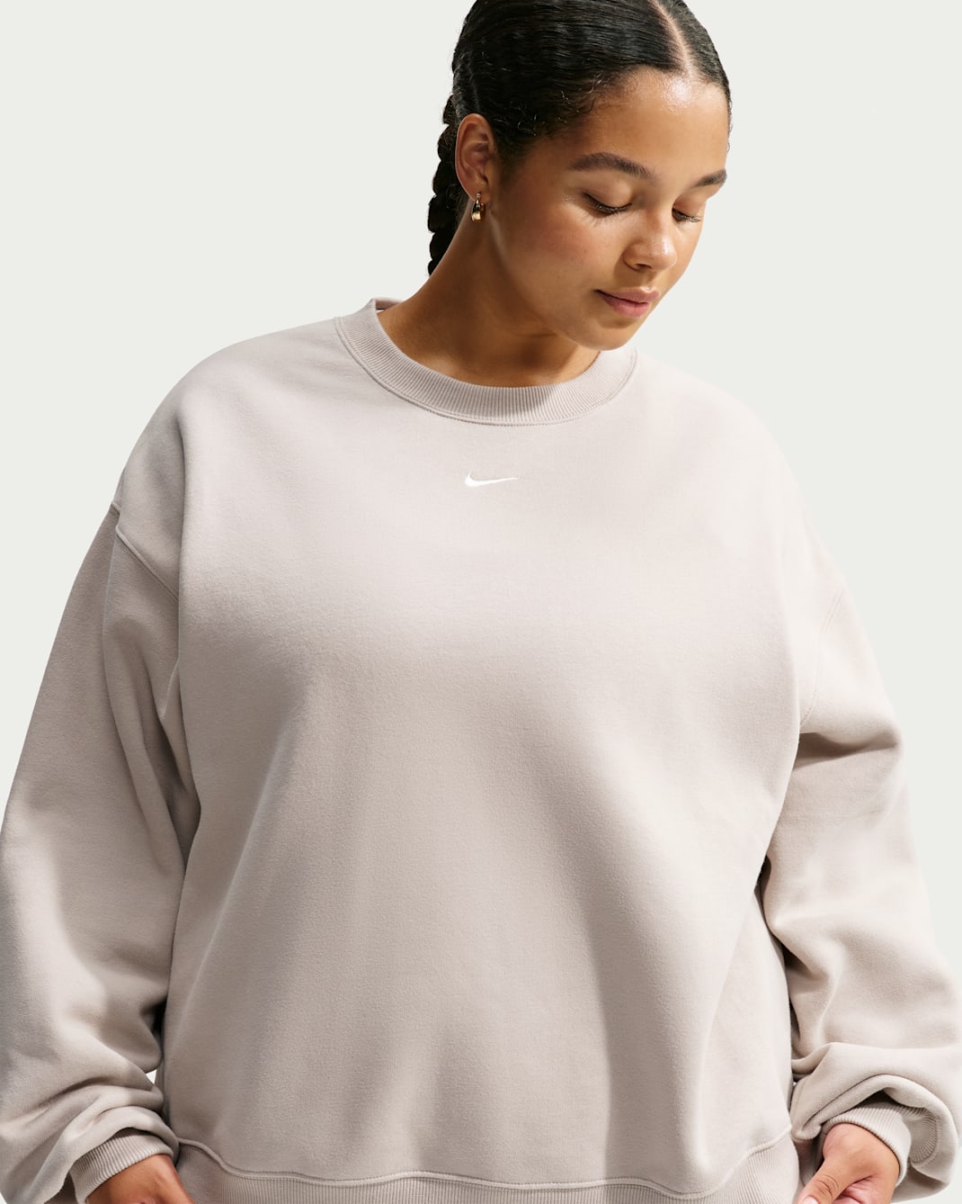 Nike Studio Fleece Medium Weight Women's Oversized Crew-Neck Sweatshirt (Plus Size) - Cream II/Sail