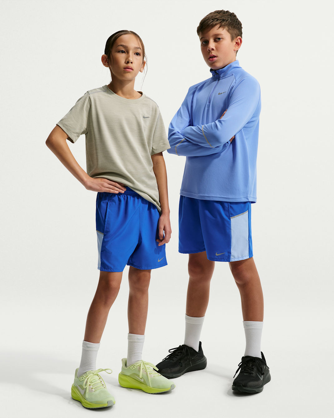 Nike Miler Older Kids' Dri-FIT Training Shorts - Hyper Royal/Aluminium