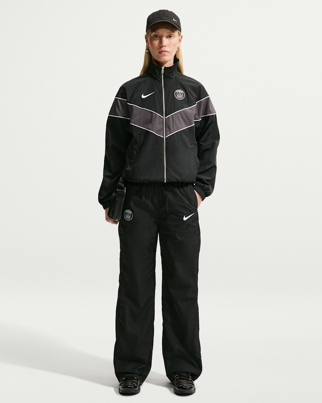 Pantalon taille haute en tissu tissé Nike Football Paris Saint-Germain Windrunner pour femme - Noir/Noir/Noir/Blanc