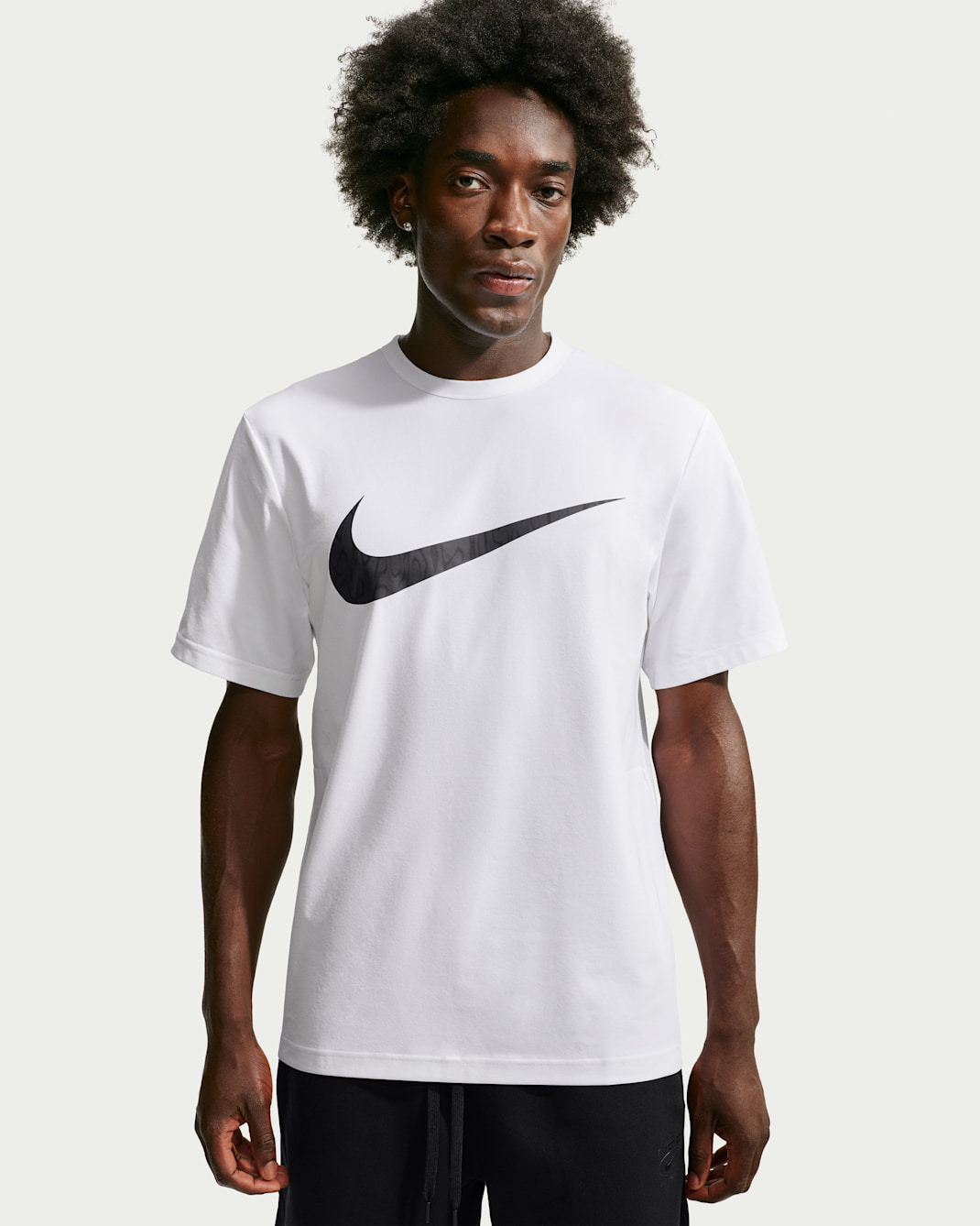 Playera de entrenamiento Dri-FIT con protección contra los rayos UV para hombre Nike Hyverse - Blanco