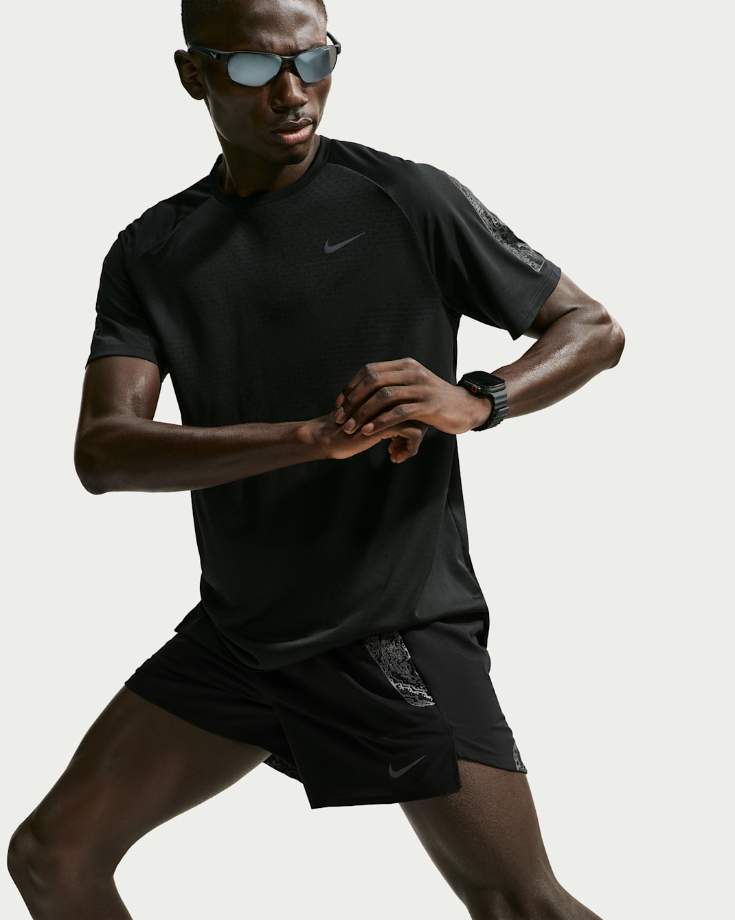 Nike Stride  Men's Dri-FIT Winterized 5" Brief-Lined Running Shorts