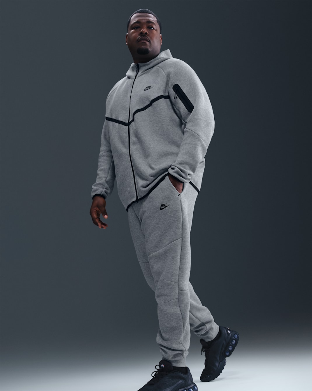 Nike Tech Men's Fleece Joggers - Dark Grey Heather/Black