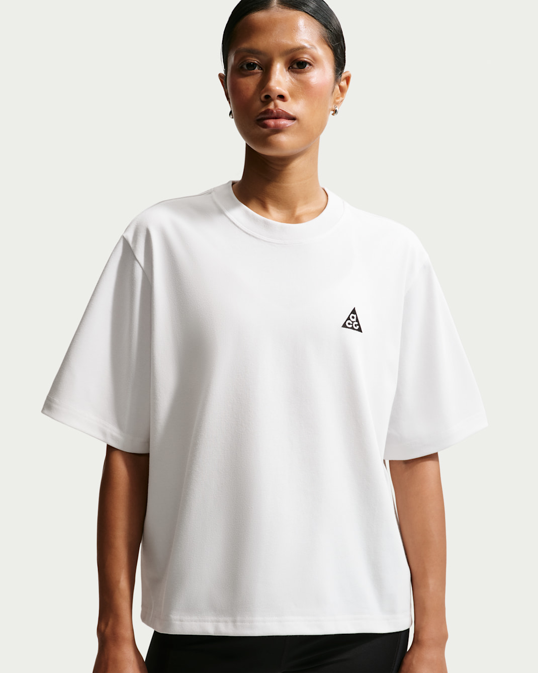 Playera de manga corta para mujer Nike ACG - Blanco cumbre/Negro