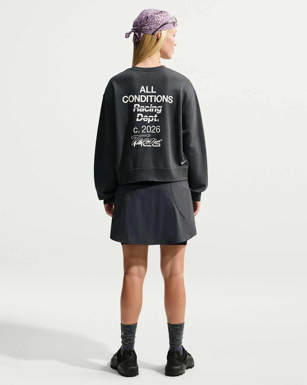 ACG Tuff Fleece Women's Dri-FIT Crew-Neck Sweatshirt