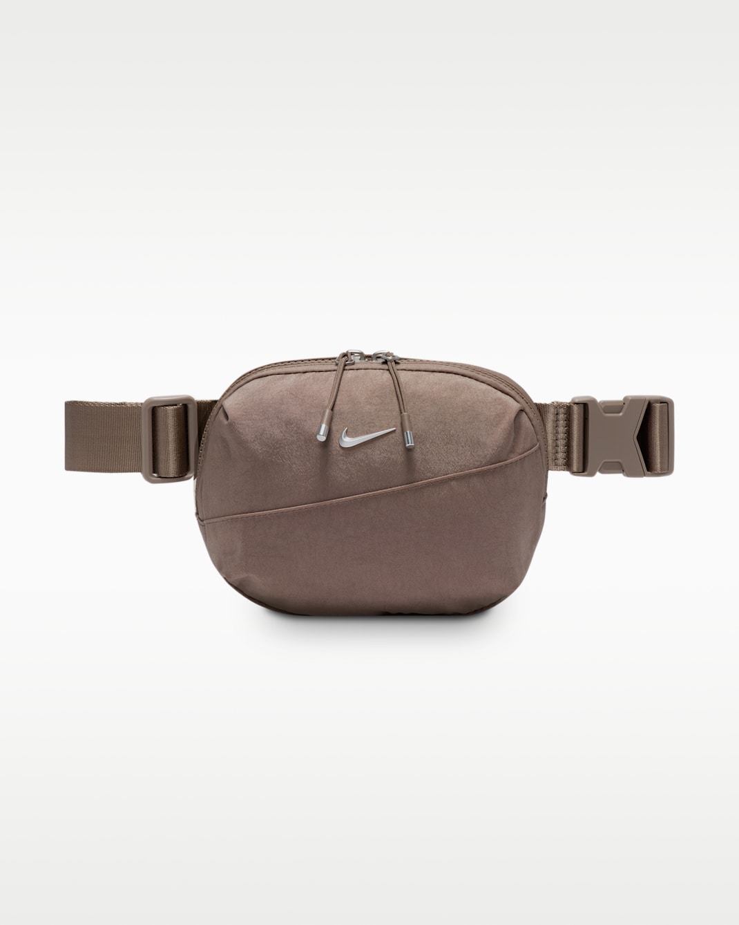 Nike Aura crossbodytas (2 liter) - Mink Brown/Mink Brown/Matte Silver