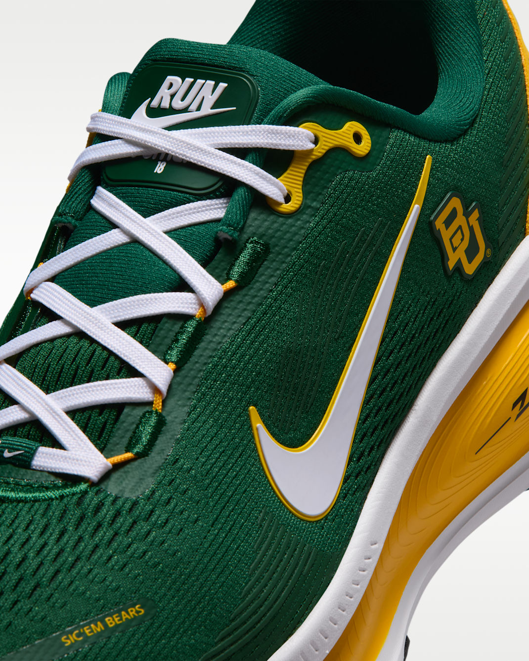 Nike College Vomero 18 (Baylor) Men's Road Running Shoes