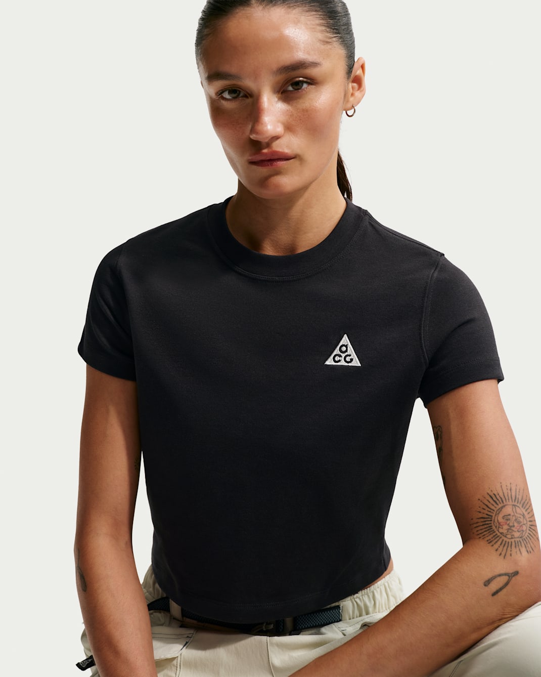 Nike ACG Women's Dri-FIT Short-Sleeve Top - Black/Summit White