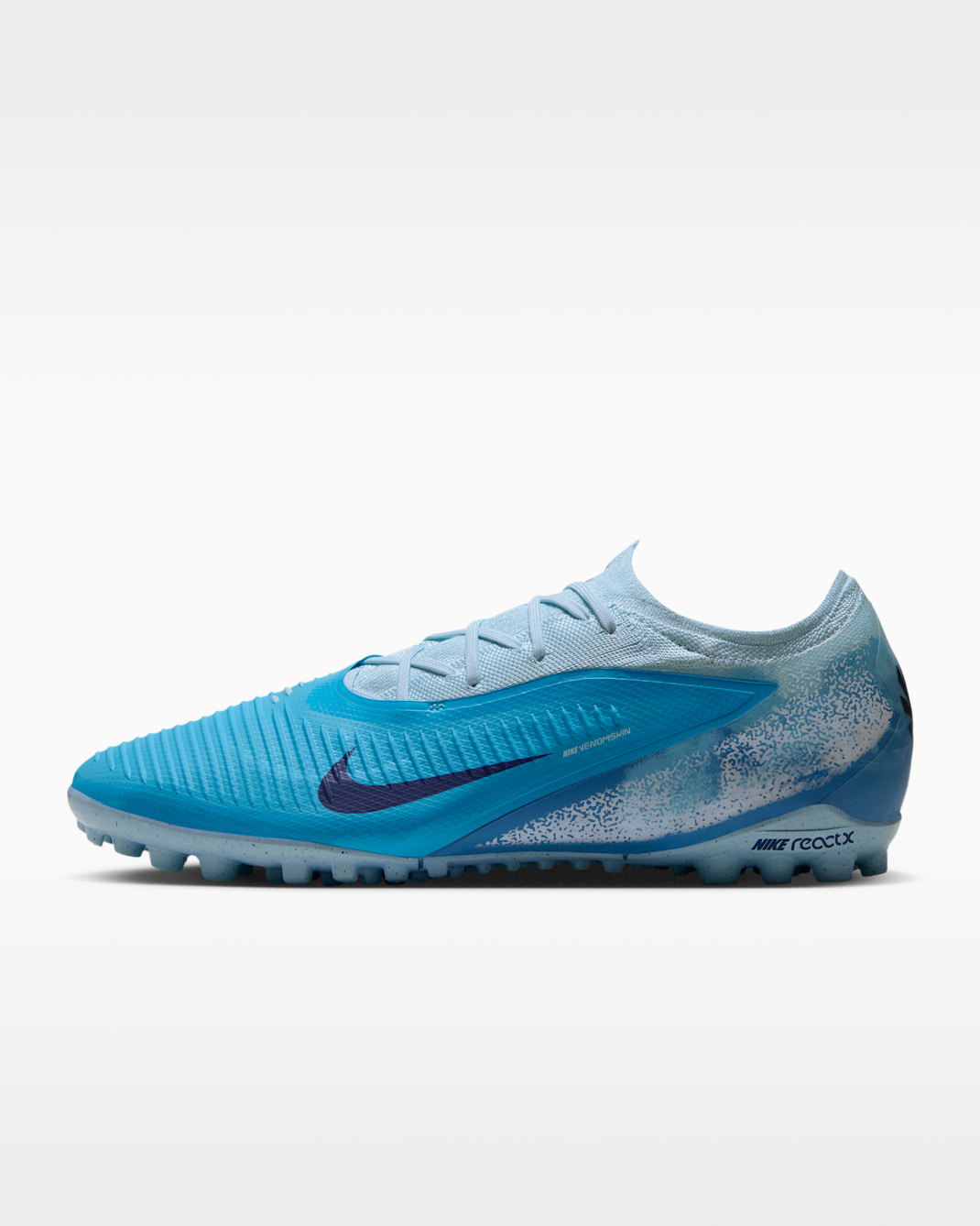 ナイキ ファントム 6 LOW プロ "Erling Haaland" ターフ サッカーシューズ - バルチックブルー/グレイシャーブルー/ブルーエクリプス