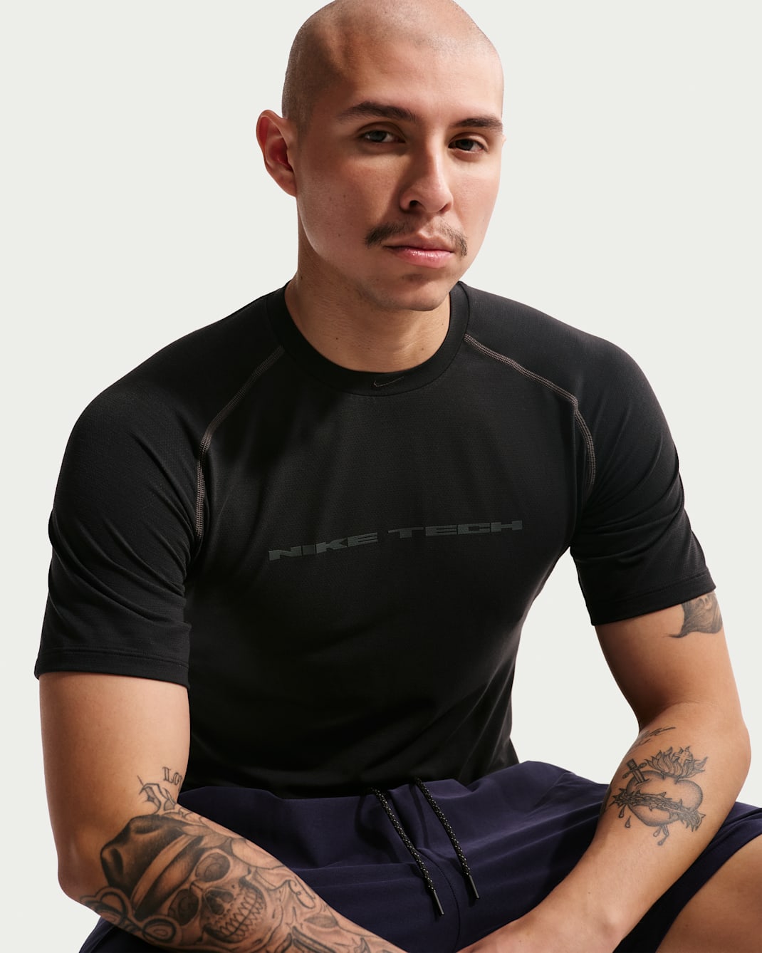 Nike Tech Men's Dri-FIT Short-Sleeve Top - Black/Anthracite/Black