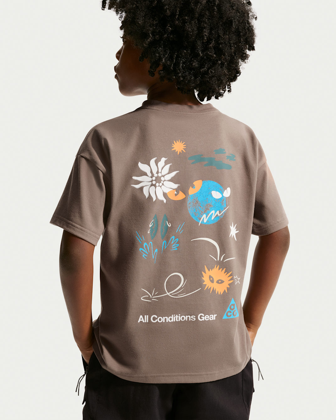Nike ACG Older Kids' Max90 T-Shirt - Mink Brown