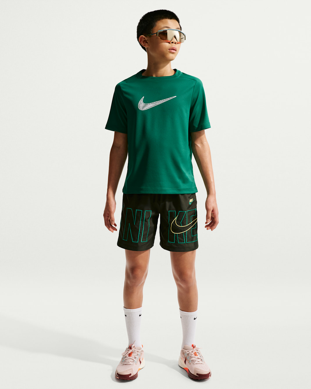 Shorts de entrenamiento Dri-FIT para niño talla grande Nike Multi - Secuoya/Malaquita/Oro topacio