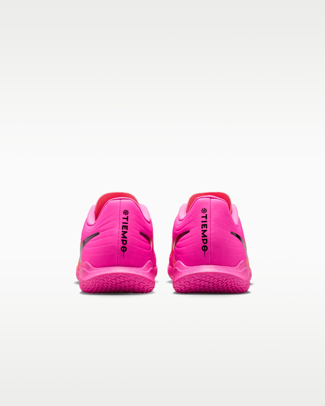 Nike Tiempo Maestro Club Indoor/Court Low-Top Soccer Shoes